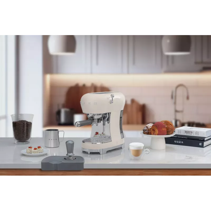 SMEG Kavos Virimo Aparatas Cream