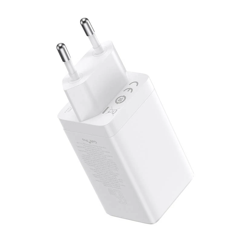 Sieninis įkroviklis Baseus GaN5 Pro 65W – USB + 2×USB-C (QC3.0, PD3.0) su 1 m USB-C laidu, baltas