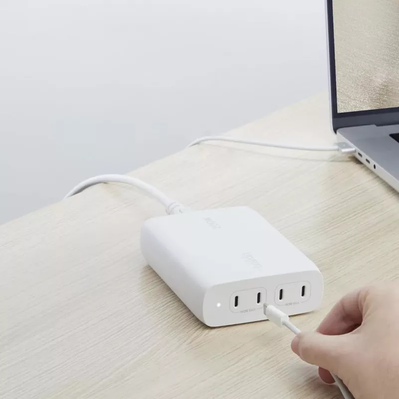 Belkin WCH010VFWH belaidžio įrenginio įkroviklis Baltas Vidaus naudojimui