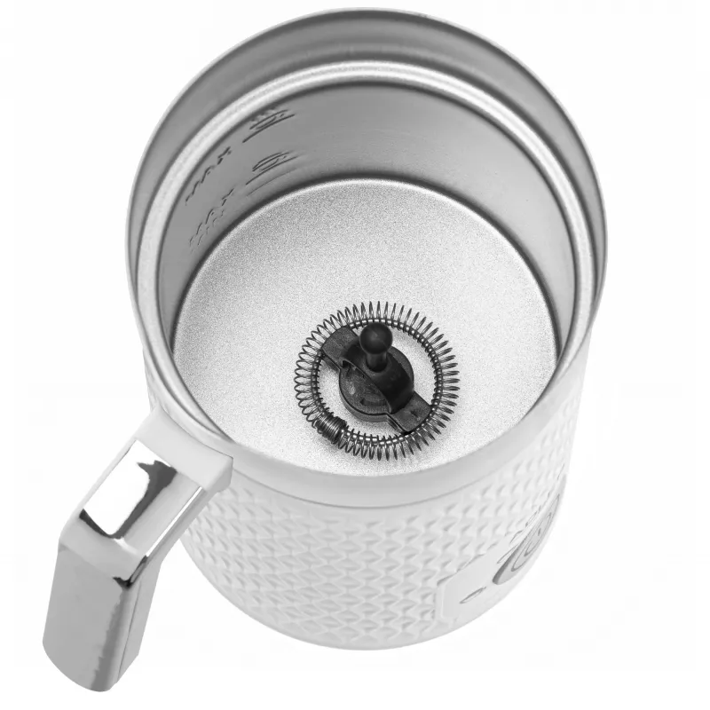 Automatinis pieno putotojas Adler AD 4494 Metallic White – 130 ml putų, 300 ml kaitinimas, 500 W