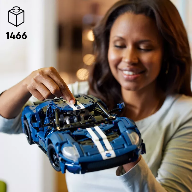 LEGO Technic 2022 Ford GT (42154) modelio rinkinys suaugusiems