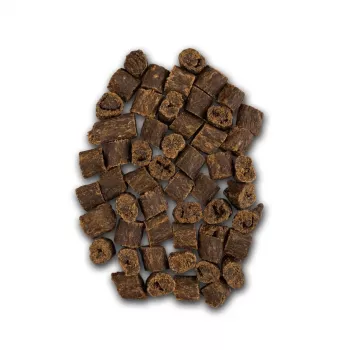 UNISZKI Crunchy Beef su petražolėmis ir dilgėlėmis - šunų skanėstas - 80g