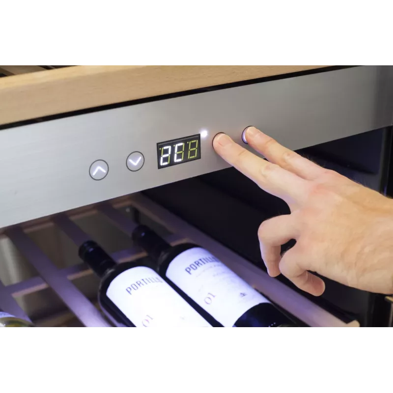 Vyno šaldytuvas Caso WineChef Pro 40 kompresorinis nerūdijančio plieno 40 butelių