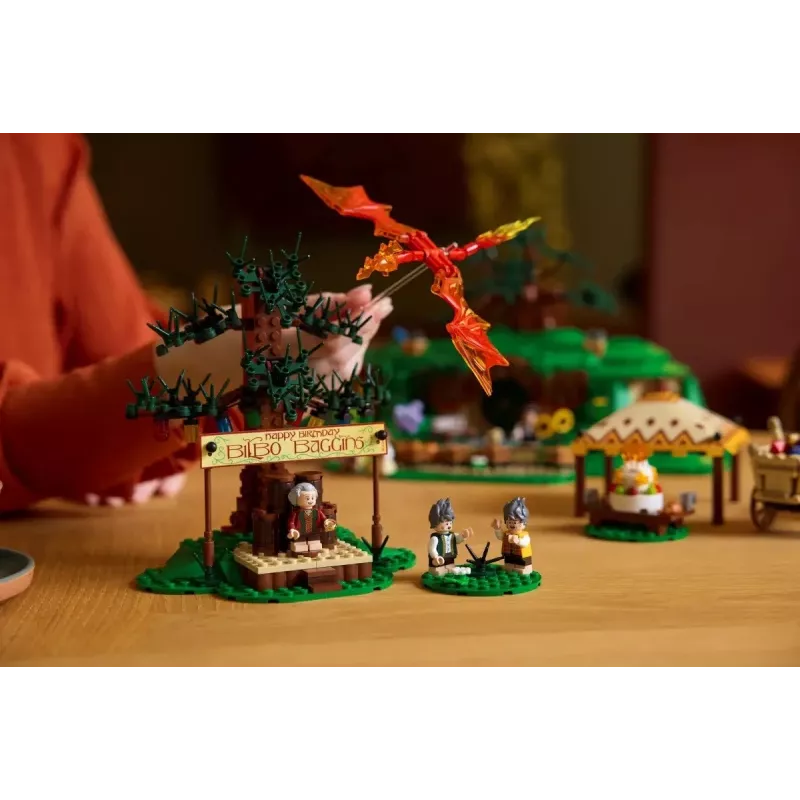 LEGO ICONS 10354 „Žiedų valdovas: Šyras“