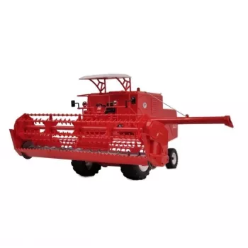 Radijo bangomis valdomas kombainas ATA DO-E699 1:16 mastelio modelis, Bison R/C