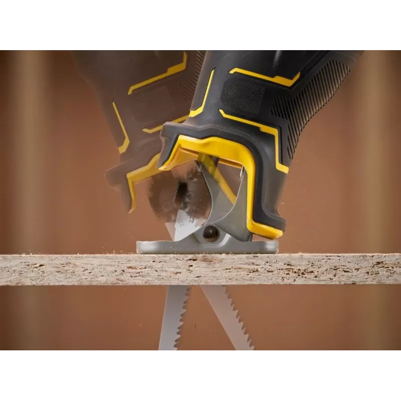 Stanley Fatmax SFMCS311B Pjūklas stūmoklinis 18 V juodas, geltonas