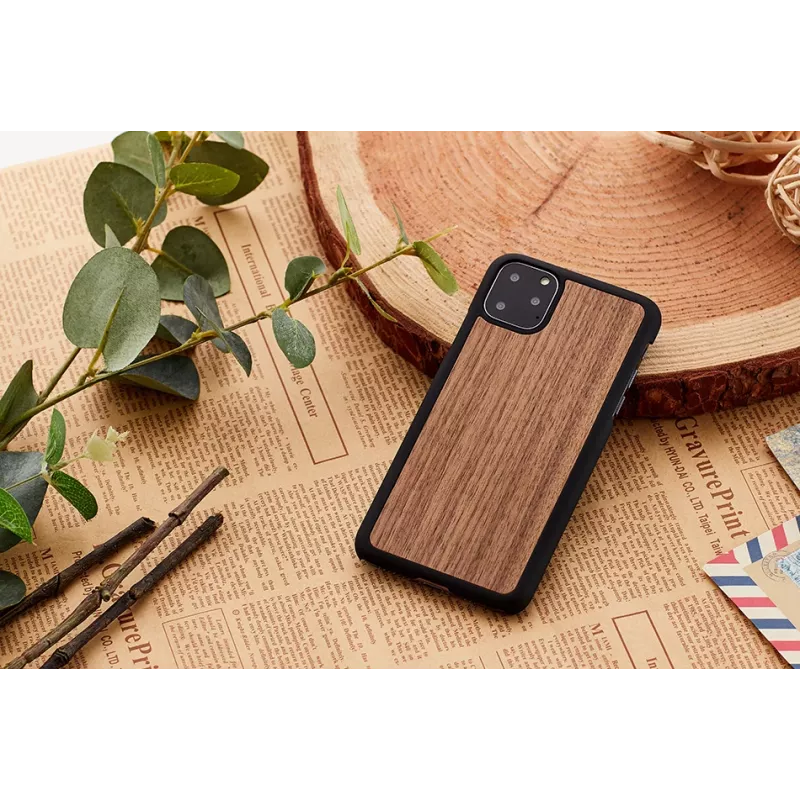 Dėklas iPhone 11 Pro MAN&WOOD iš juodo riešutmedžio