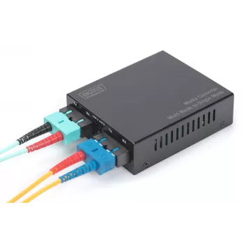 Medijos keitiklis Digitus DN-82024