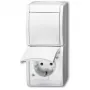 Kištukinis lizdas su jungikliu Busch-Jaeger 2601/6/20 EW-54 CEE 7/3 2P+E 16A 250V IP44 Baltas