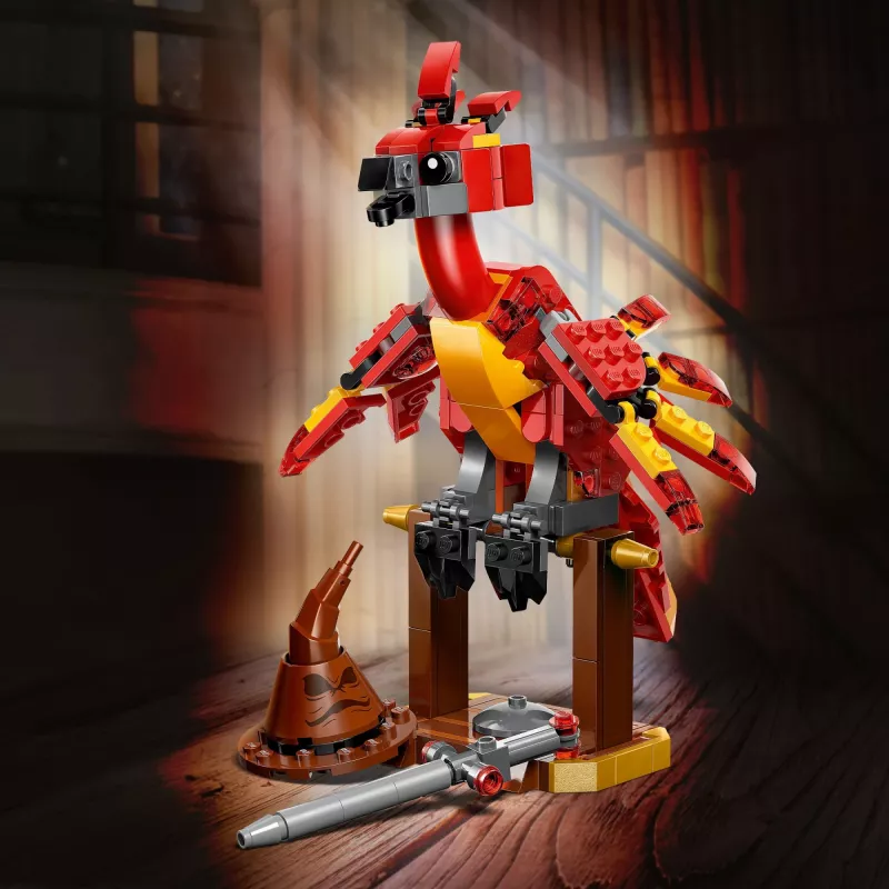 LEGO statomas Feniksas Fawkes – Dumbldoro Feniksas modelis 76448, 299 dalių, 160 mm aukštis, nuo 8 metų