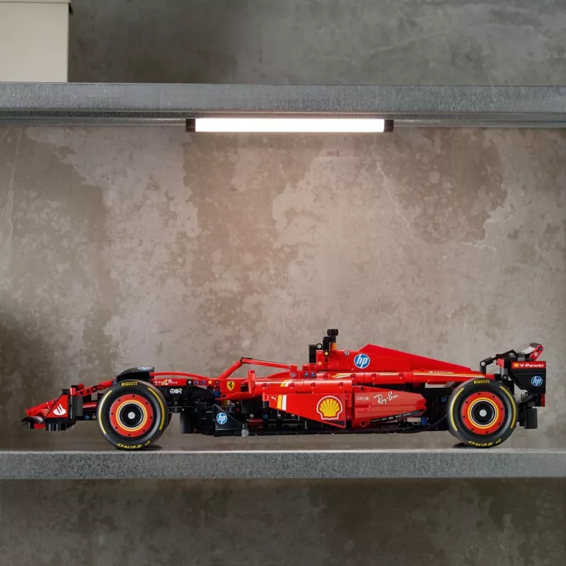 LEGO Technic 42207 Ferrari SF-24