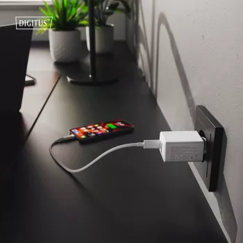 AC USB įkroviklis DIGITUS 20W, 1x USB-C, 1x USB-A, įėjimas 100–240V, baltas