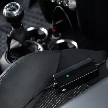 Akyga AK-ND-37 automobilinis nešiojamojo kompiuterio įkroviklis 19 V / 4,74 A, 90 W, 5,5 x 3,0 mm + kaištis, skirtas Samsung