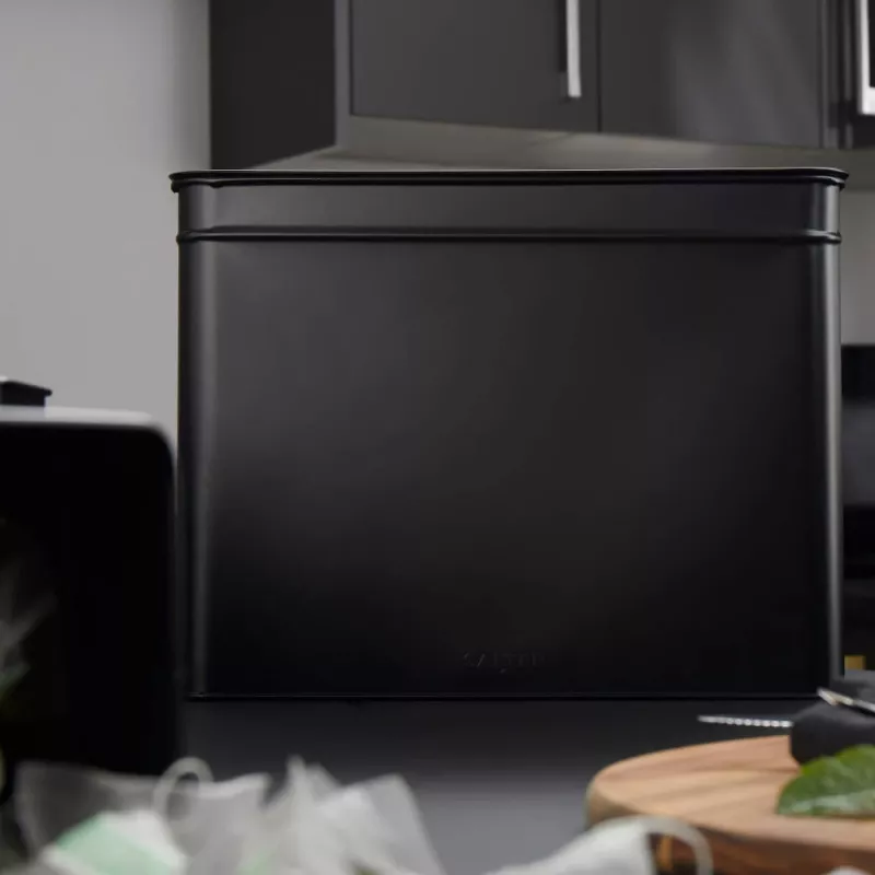 Dėžė duonai Salter Kuro BW124581EU7 plieninė – nerūdijančio plieno talpykla duonai ir kepiniams