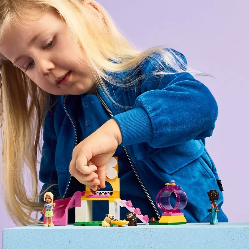 LEGO Friends Šuniukų žaidimų aikštelė 42665, 66 dalių, 2 minifigūrėlės, amžius 4+