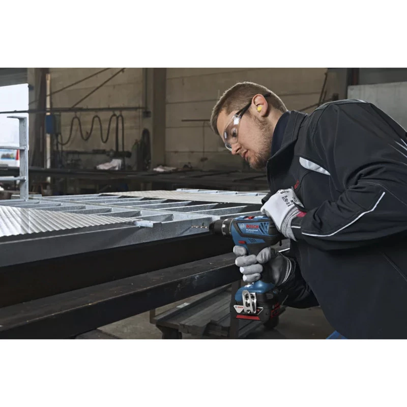 Belaidis gręžtuvas Bosch GSR 18V-28 su 18 V sistema ir 2×3,0 Ah akumuliatoriais