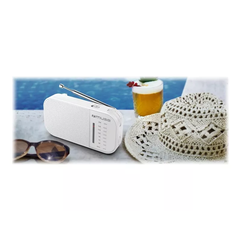 Nešiojamas radijo imtuvas Muse M-025 RW – analoginis FM/MW, baltas, maitinamas baterijomis, išorinė antena