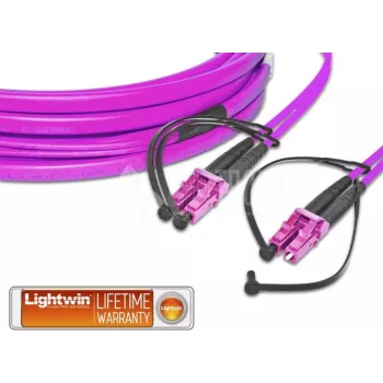Lightwin LC-LC OM4 15m šviesolaidinis kabelis violetinis (LDP-50 LC-LC 15.0 OM4 FD)