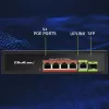 Ethernet PoE jungiklis QOLTEC 52296 — 4x RJ45 PoE prievadai, 1x RJ45 uplink