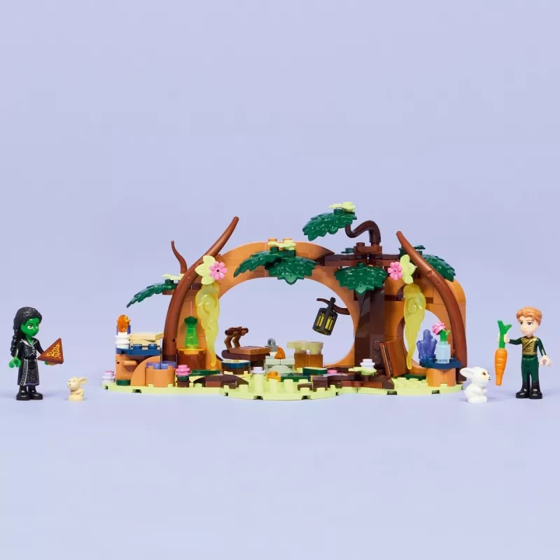 LEGO rinkinys Elfos slėptuvė 75687 – statybos komplektas su 3 minifigūrėlėmis