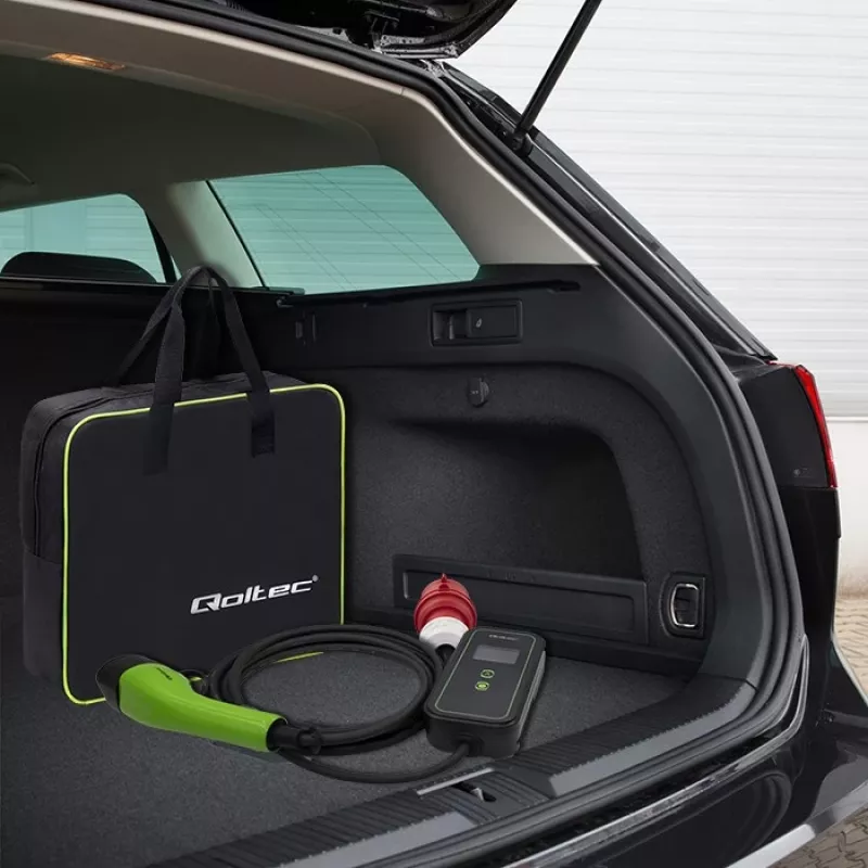Qoltec Mobile EV automobilio įkroviklis reguliuojamas 2in1 Type2 | 7kW | 230V | CEE 3 kištukas | Wi-Fi | LCD | Nešiojamas | Wallbox | 5m