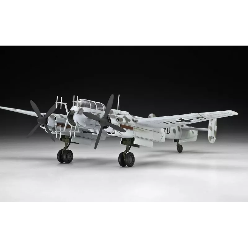 Plastikinis modelio rinkinys REVELL Arado AR-240 1/72 – orlaivio surinkimo modelis