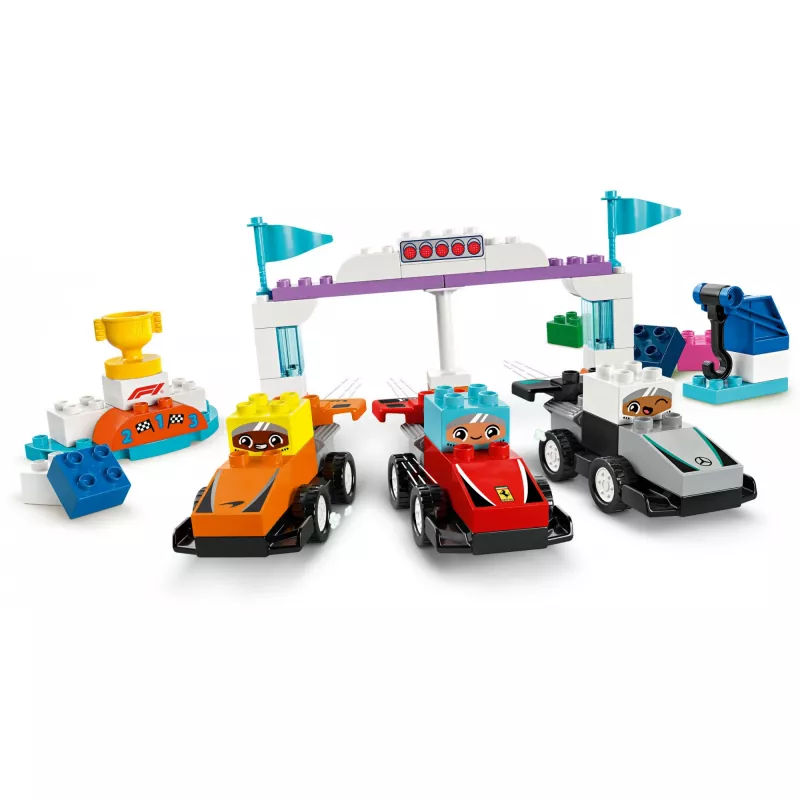 LEGO DUPLO 10445 F1 Team lenktyniniai automobiliai ir vairuotojai
