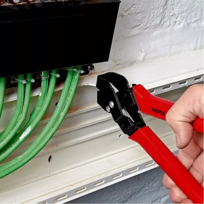 Knipex 90 61 20 Įpjovimo replės plastikiniams latakams ir kabelių kanalams