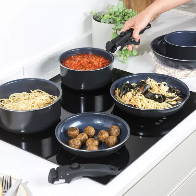 Virimo indų rinkinys Russell Hobbs RH03321EU7 – 8 dalių, nelipni danga, tinka indaplovei