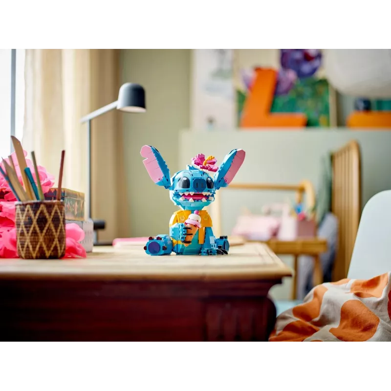 LEGO Disney Stitch statybinis žaislas su ledų kūgiu 43249