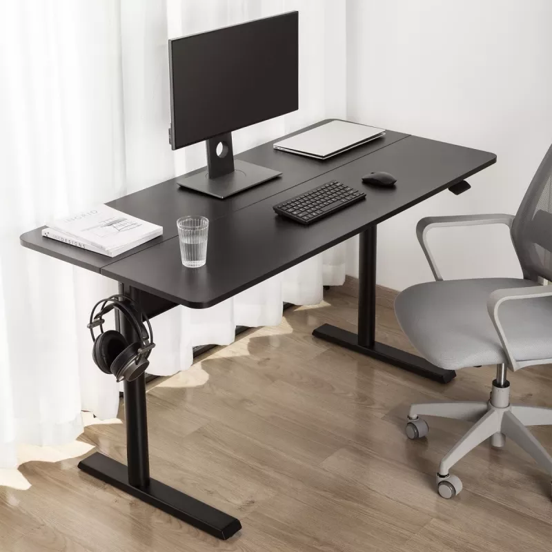 Ergo Office stalas su reguliuojamu aukščiu, dujine spyruokle, 140x68 cm, juodas