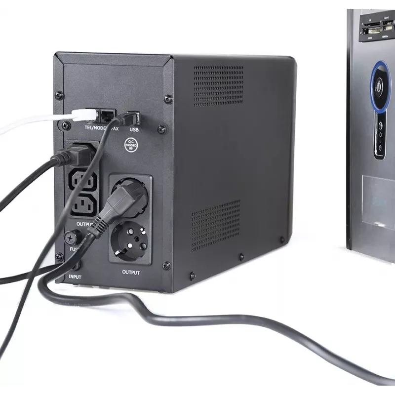 Gembird EG-UPS-035 nepertraukiamo maitinimo šaltinis (UPS) Line-Interactive 2 kVA 1200 W 5 AC išėjimai