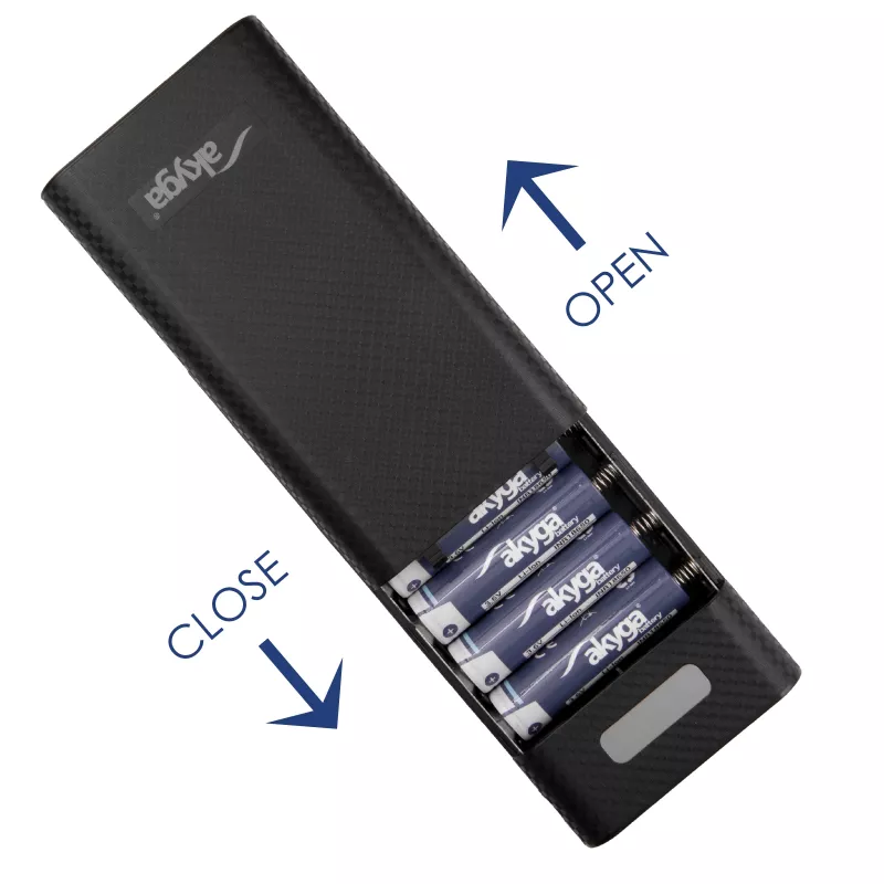 Akyga AK-BC-04 išorinės baterijos korpusas 8x 18650 Li-Ion elementams, 18 W, USB-C + 2x USB-A, LED žibintuvėlis, juodas