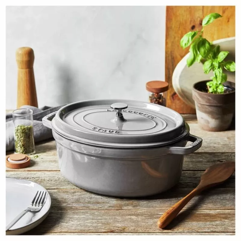 Ketaus troškintuvas Staub La Cocotte 5,5 L ovalus