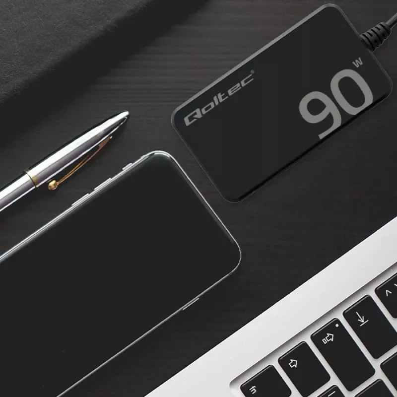 Qoltec 90W GaN Super Fast SLIM Wall Charger | XP | 5-20V | 4.5A | USB-C 3.1 | Nešiojamam kompiuteriui | MacBook | Išmaniajam telefonui | + laidas