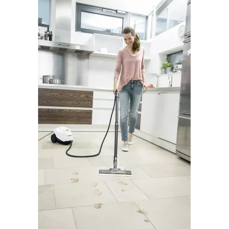 Cilindrinis garų valytuvas Kärcher SC 3 EasyFix — 1900 W, 1 L bakas, 3,5 bar, 2,2 m žarna