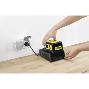 Akumuliatoriaus ir įkroviklio rinkinys Karcher 2.445-063.0, Universal 18V 5000mAh, Geltona/Juoda