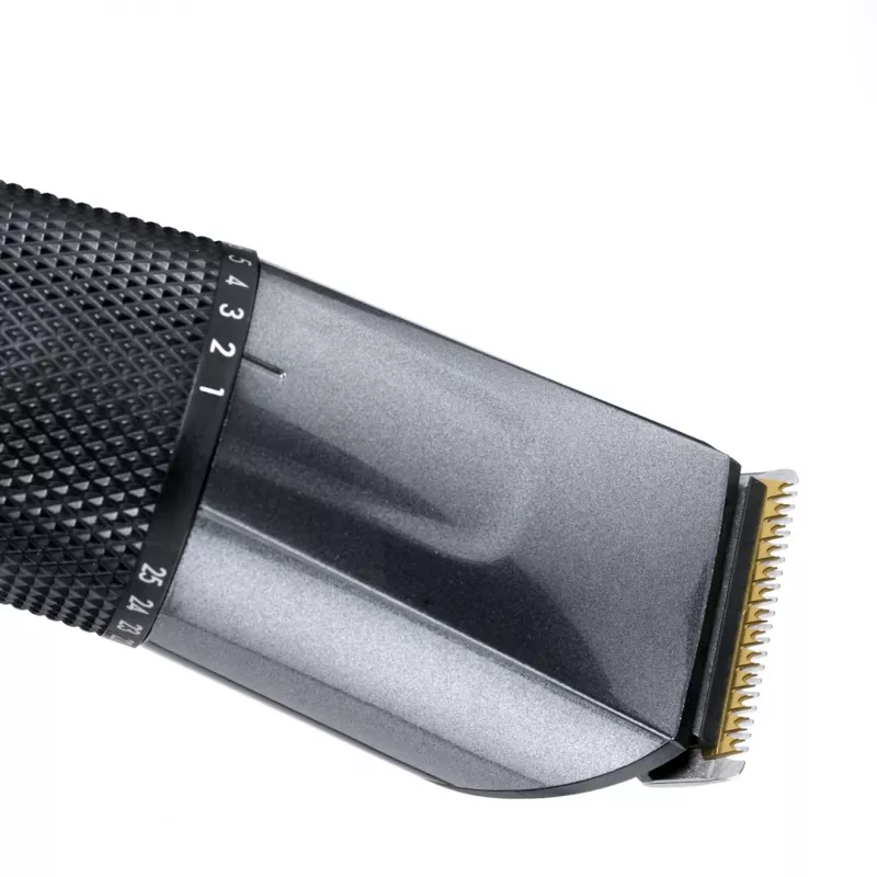 Plaukų kirpimo mašinėlė BABYLISS E976E – belaidė, 26 ilgio nustatymai, 0,5–25 mm, 40 mm ašmenys, titano/nerūdijančio plieno ašmenys, 60 min. veikimo laikas