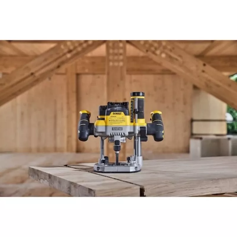 Plunginis frezatorius DeWalt DCW620NT-XJ, akumuliatorinis, bešepetėlis, 18 V, 1600 W, 11–23 tūkst. aps./min., 12,7 mm griebtuvas, dulkių išmetimas, LED, 3,6 kg, dėklas