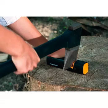 Fiskars XSharp Universal Sharpener universalus galąstuvas