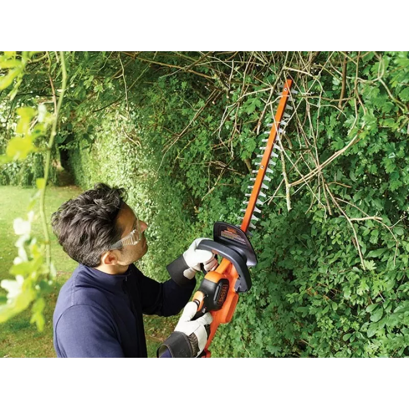 Akumuliatorinis gyvatvorių žirklių pjūklas Black & Decker GTC18452PC