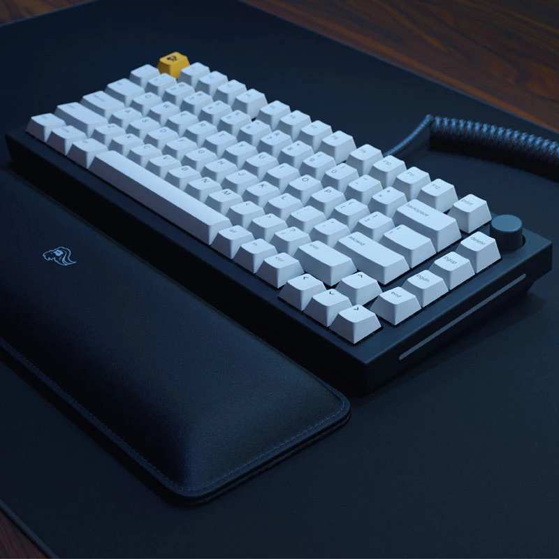 Glorious GMMK Pro Black Slate 75% TKL klaviatūra – surinkta, ISO DE išdėstymas, juoda (GLO-GMMK-P75-FOX-ISO-B-DE)