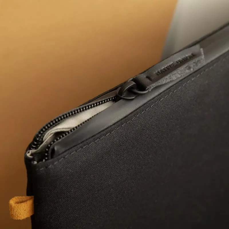Dėklas Native Union W.F.A Sleeve MacBook 14 colių Monochromatic