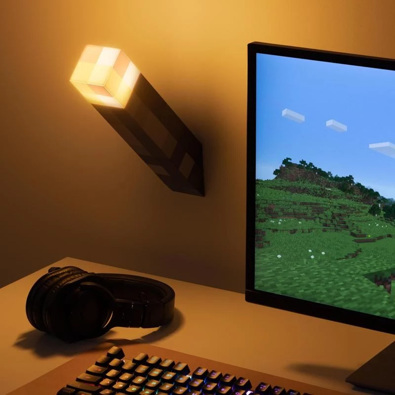 Stalinė lempa Paladone Torch Light PP9202MCFV3 Minecraft dizainas, maitinama baterijomis