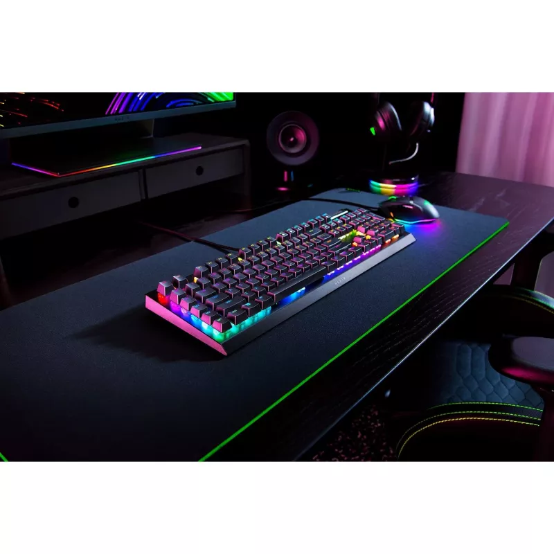 Razer BlackWidow V4 X klaviatūra žaidimams USB QWERTZ vokiška juoda