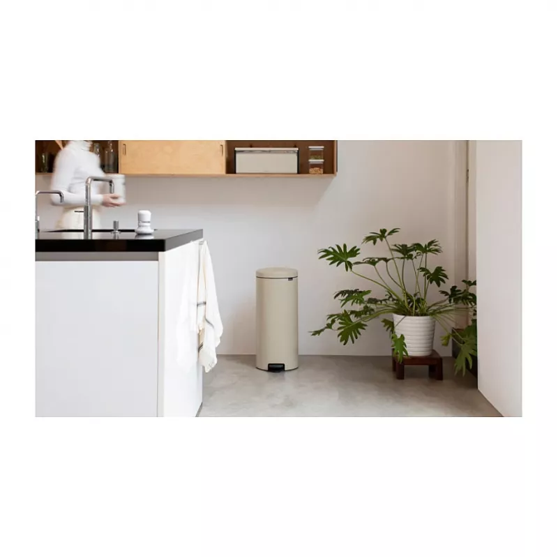 Brabantia NewIcon 30 L apvali smėlio spalvos šiukšliadėžė