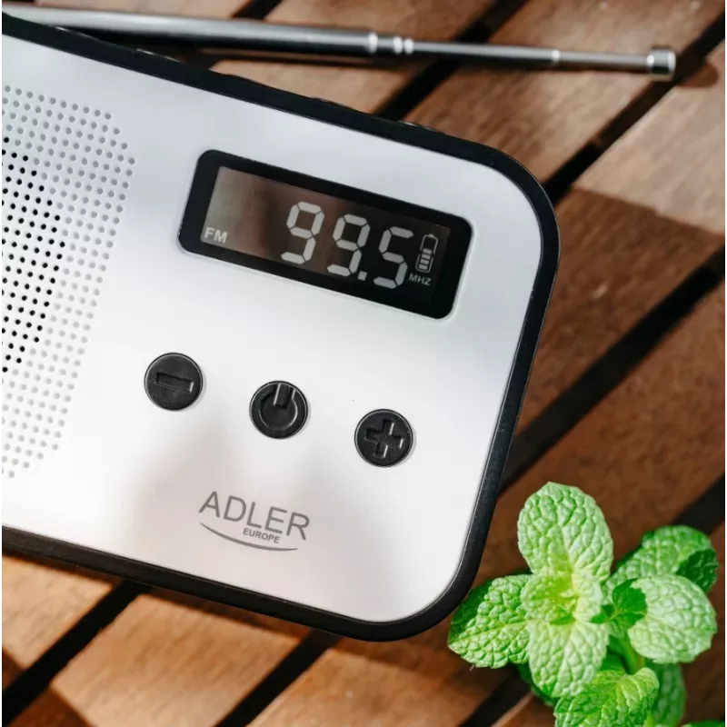 Nešiojamas skaitmeninis radijas Adler AD 1907 – AM/FM, skaitmeninis imtuvas, žadintuvas, USB-C, 600 mAh baterija, LCD, 20 išankstinių stočių, teleskopinė antena