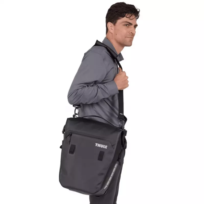 Thule 5406 Shield komutacinis krepšys 22L juodas