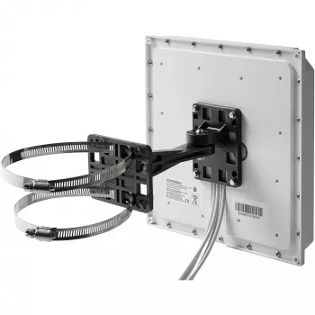 Kryptinė 2.4/5 GHz 6 dBi 60° lopinė antena su 4 RP-TNC jungtimis