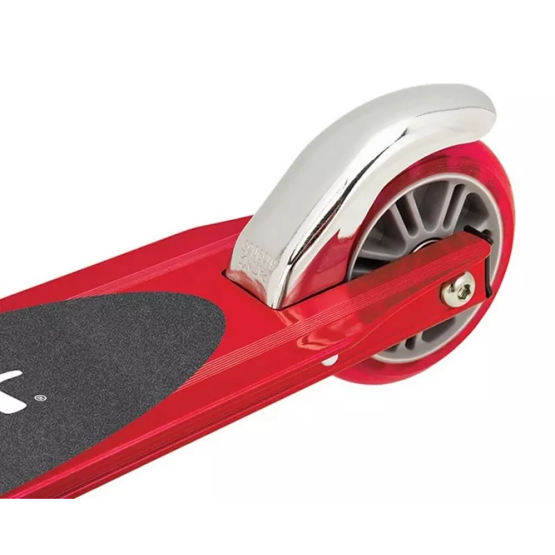 Paspirtukas Razor S Kids – metalinis rėmas, nuo 5 metų, juodas/raudonas, 2.43 kg